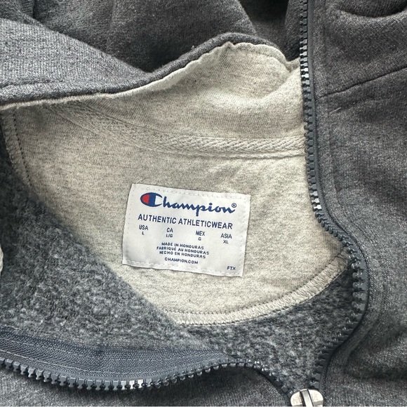 Champion Quarter Zip - Picture 4 of 4